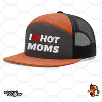 Load image into Gallery viewer, I Love Hot Moms hat
